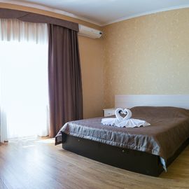 Фото комфортабельного номера для отдыха в Николаевке в Крыму – отель «Орхидея»