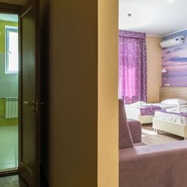 Обустроенный номер для отдыха в Николаевке, в Крыму – отель «Орхидея»